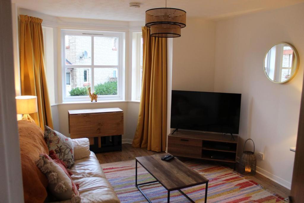 Cheery Craigie Ground Floor Apartment Perth Eksteriør bilde