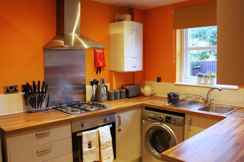 Cheery Craigie Ground Floor Apartment Perth Eksteriør bilde