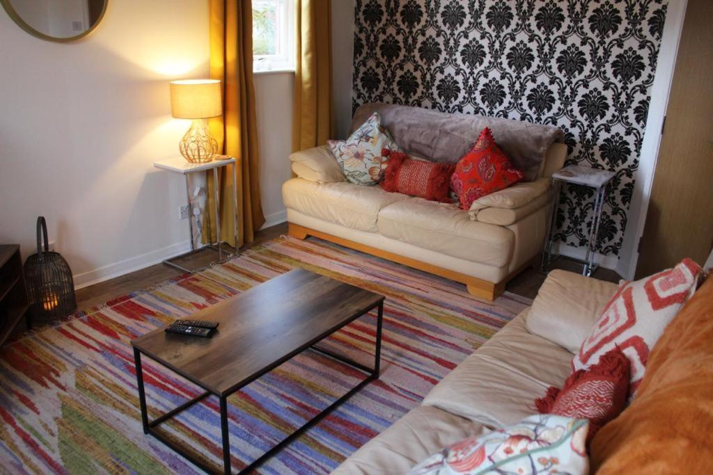Cheery Craigie Ground Floor Apartment Perth Eksteriør bilde